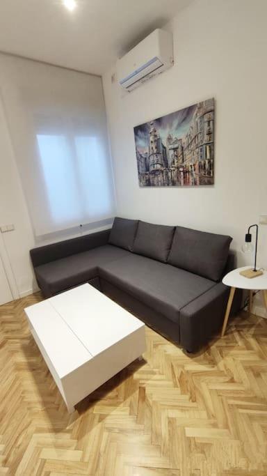 Lovely Apartment In Madrid Center المظهر الخارجي الصورة
